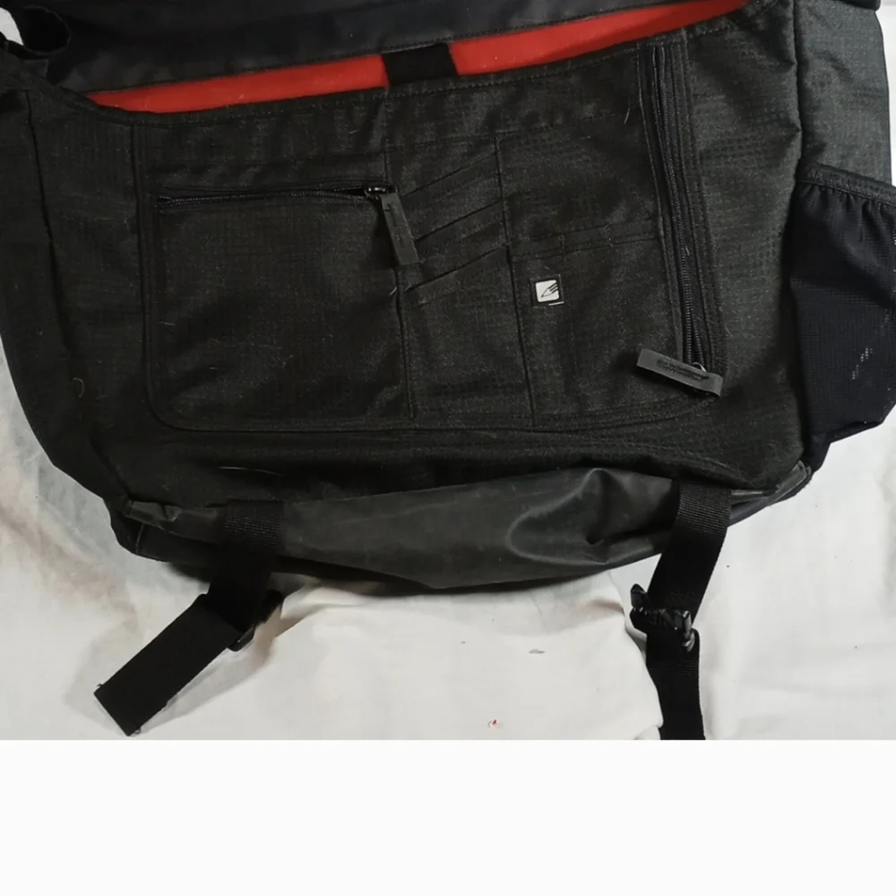 OGIO laptop messenger bag
